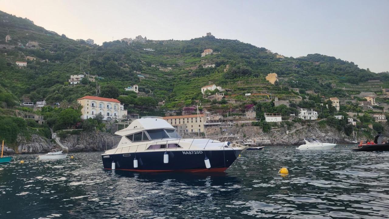 Salerno Yacht Hotel Eksteriør billede