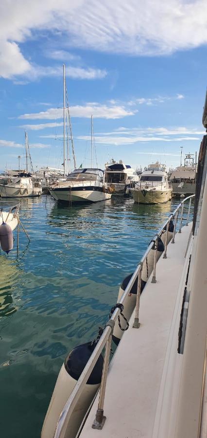 Salerno Yacht Hotel Eksteriør billede